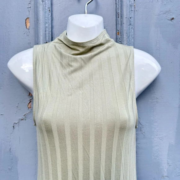 Wilfred Sage Green Leo Dress, size Small - Picture 8 of 11